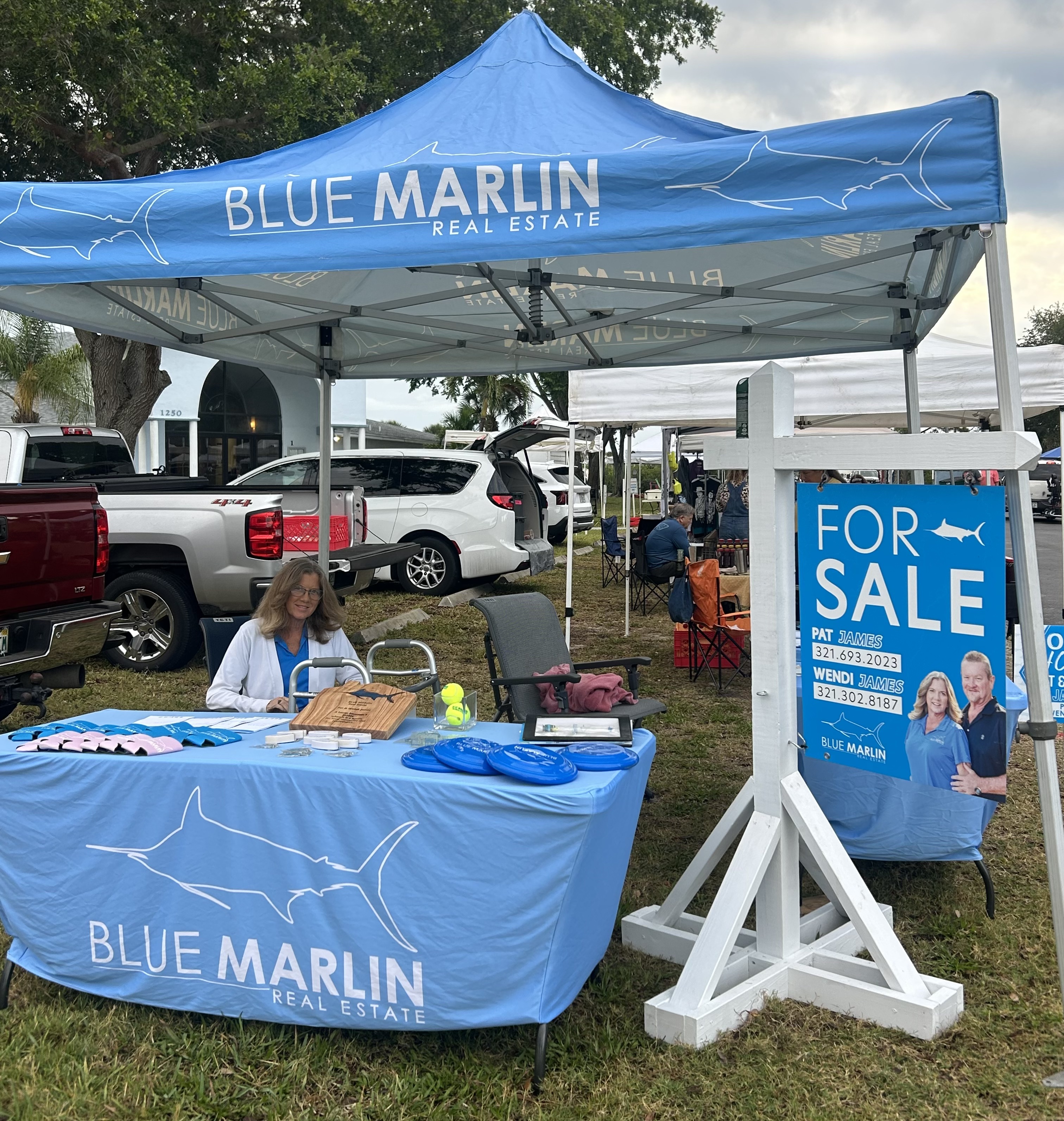 Pat and Wendi at a Blue Marlin Real Estate community booth